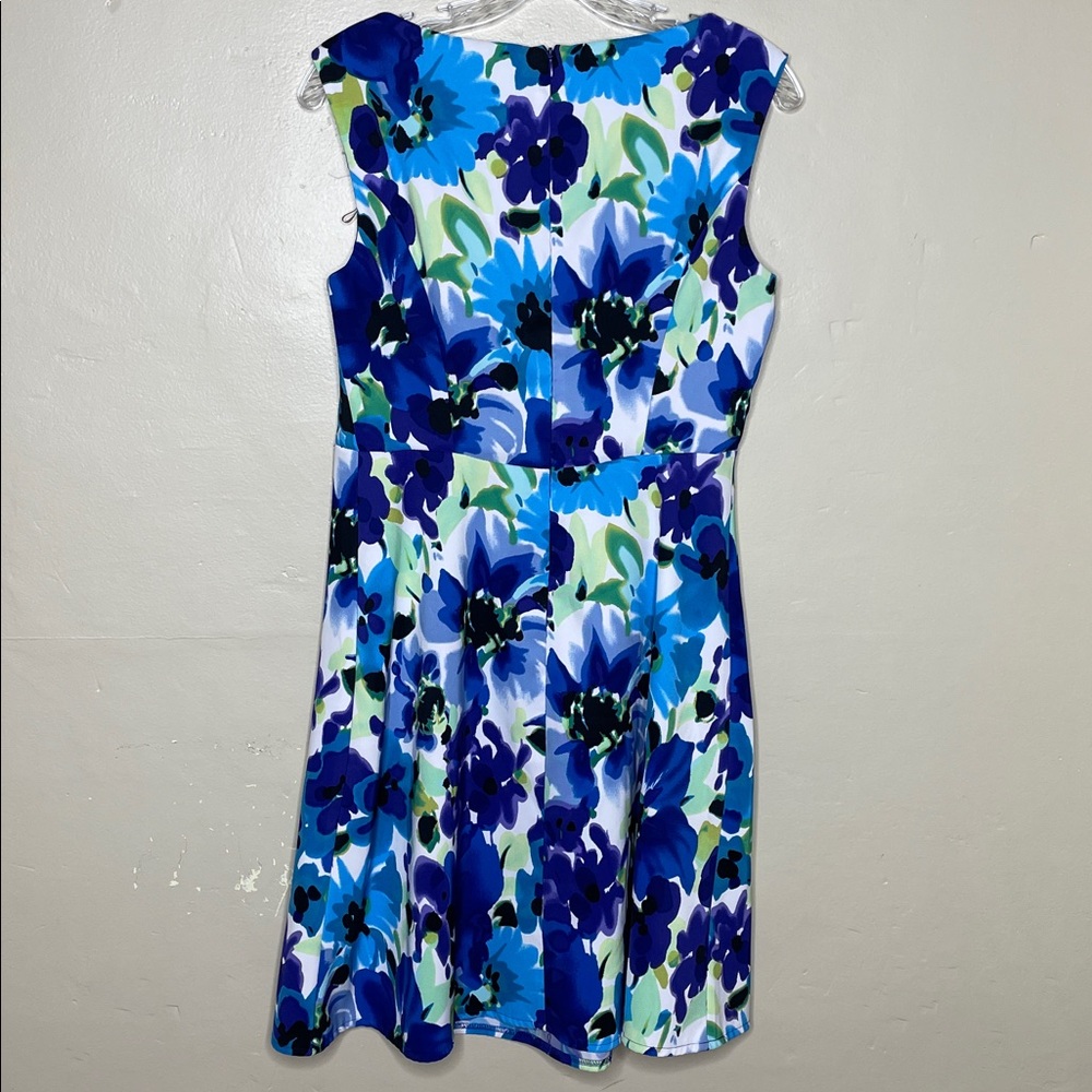 DRESSBARN Purple & Blue Watercolor Floral Empire Waist A-Line Skirt Size 8 - Picture 11 of 11